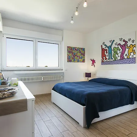Stardust Boutique House Гостевой дом 3*